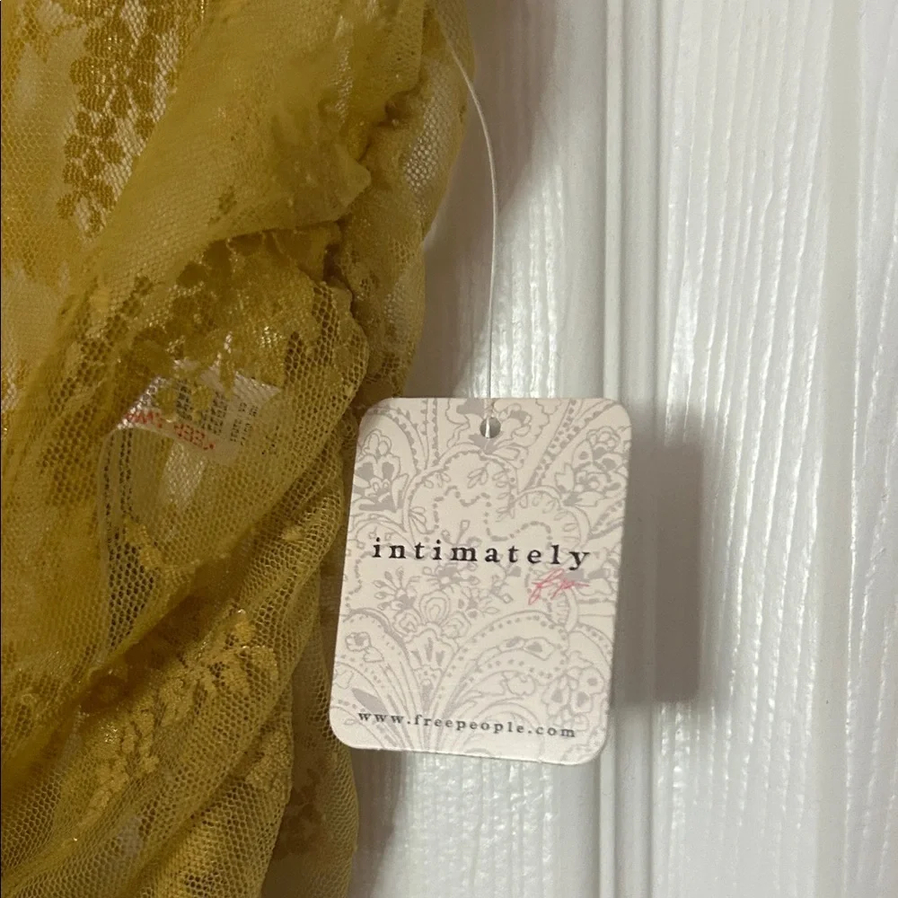 Intimately Free People Sheer Mustard Lace Sleeveless Top NWT size small - Picture 2 of 6